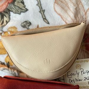 Portland leather Koala Sling Moonflower